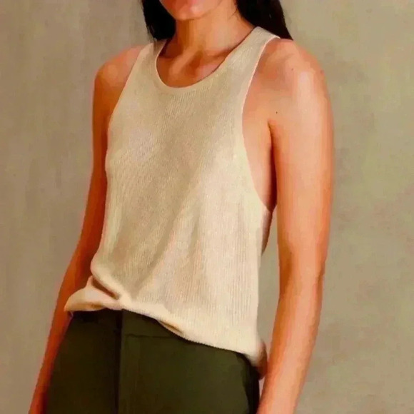 BANANA REPUBLIC REVERSE CROSS-BACK TANK - Picture 4 of 10